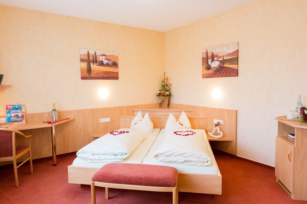 Hotel Ochsen Ammerbuch Pokoj fotografie