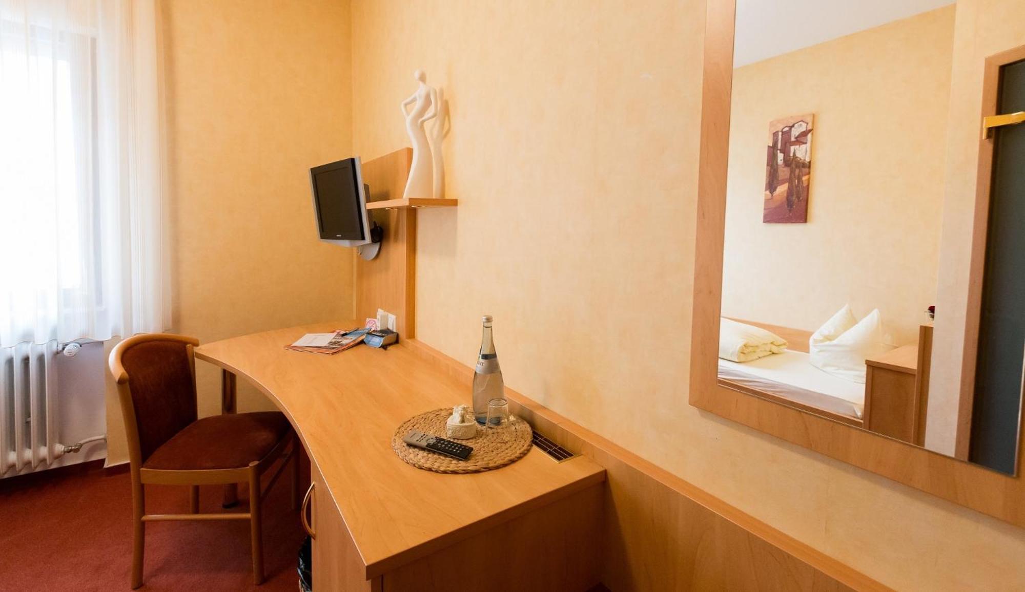 Hotel Ochsen Ammerbuch Pokoj fotografie